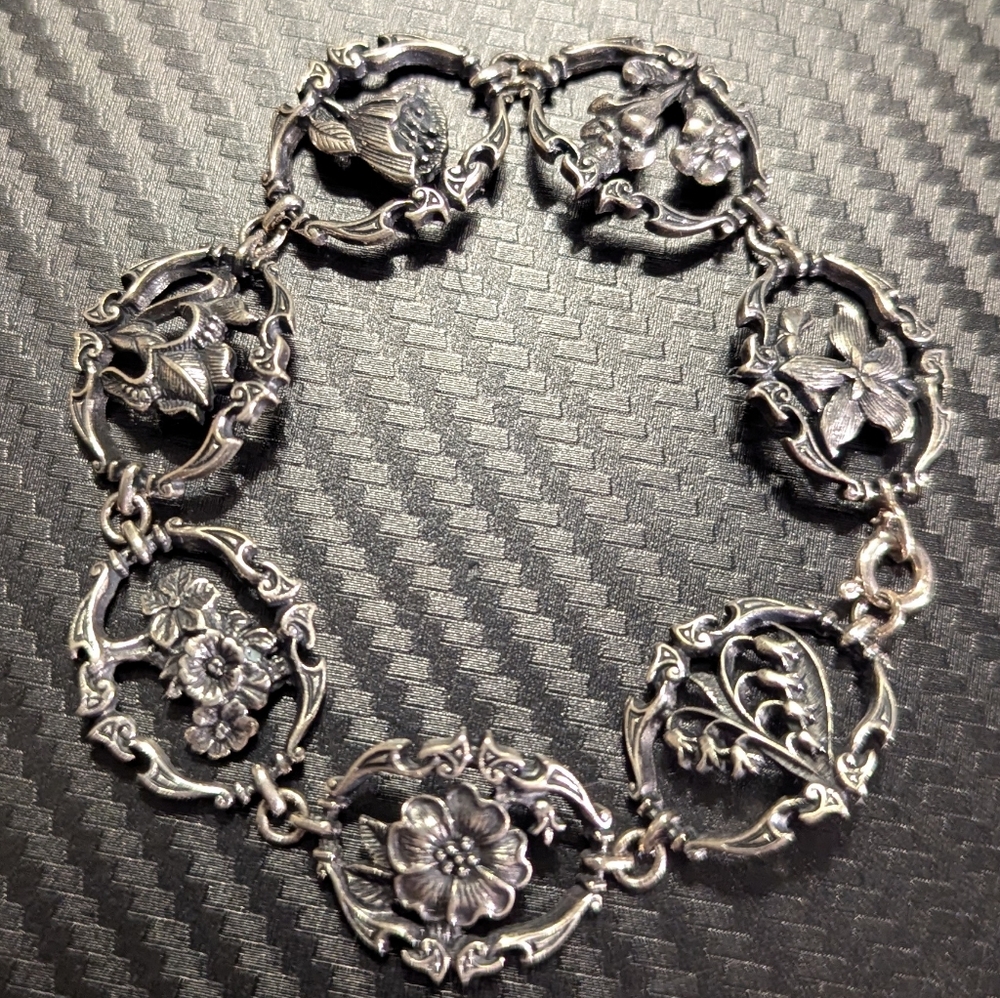 Vintage Sterling Renaissance of Flowers Link Bracelet by FM 82